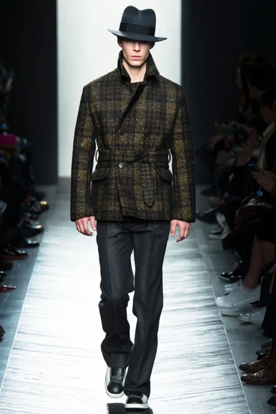 Look 45